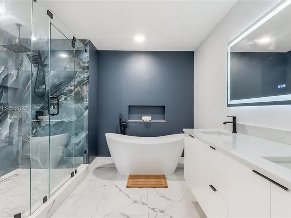 2865 Gettysburg Ln, West Palm Beach, FL 33409