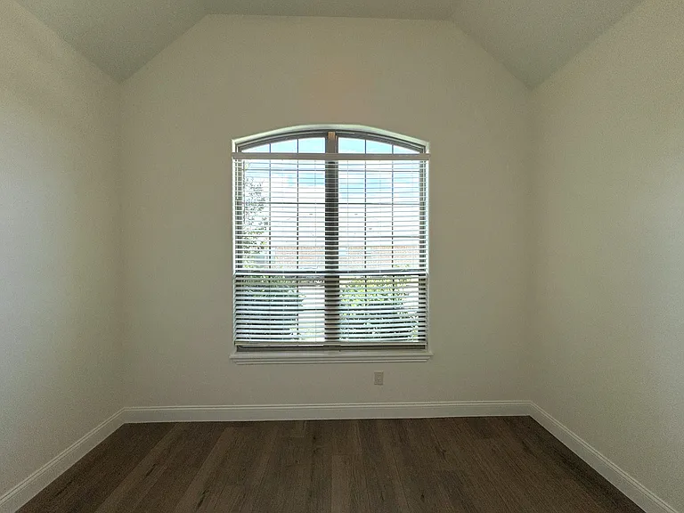 2206 Hartley Dr — Photo 14