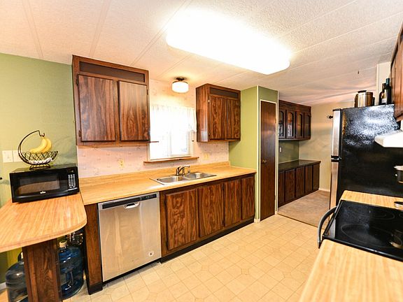 4th image of 5520 69th Avenue Ct E #61