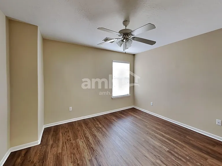 15834 Little Miss Creek Dr — Photo 12