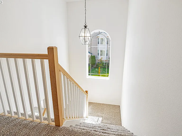 5700 NE 82nd Ave — Photo 14