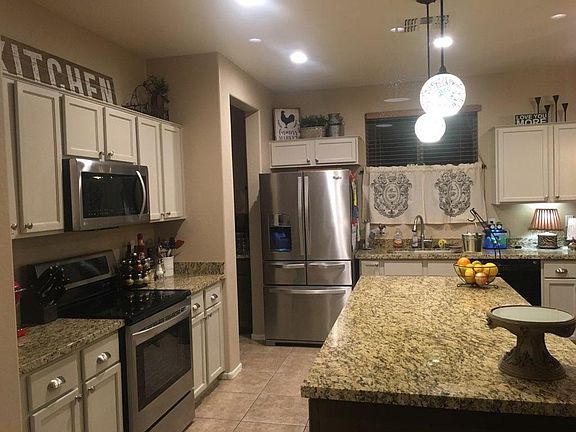 3rd image of 18294 N Calacera St