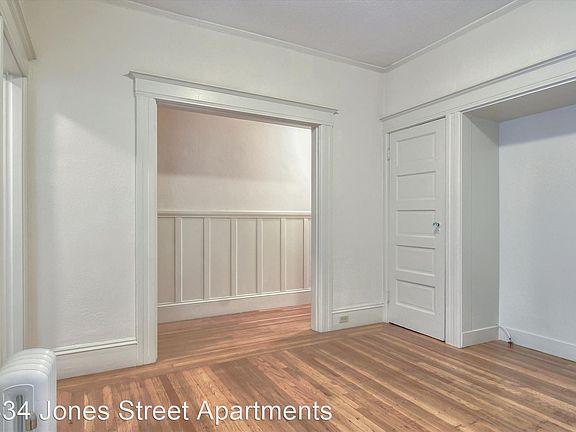 5th image of 1434 Jones St APT 4
