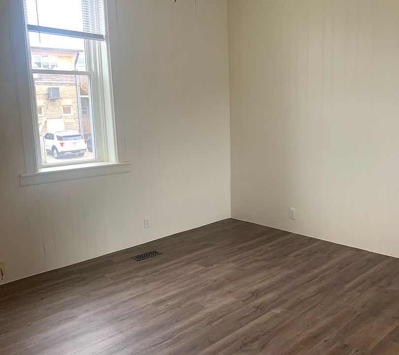 Milwaukee Street Apartment Rentals Jefferson, WI Zillow