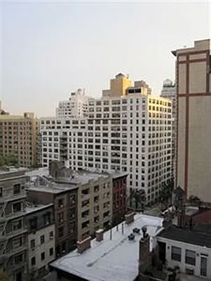 Sold by Douglas Elliman | media 15