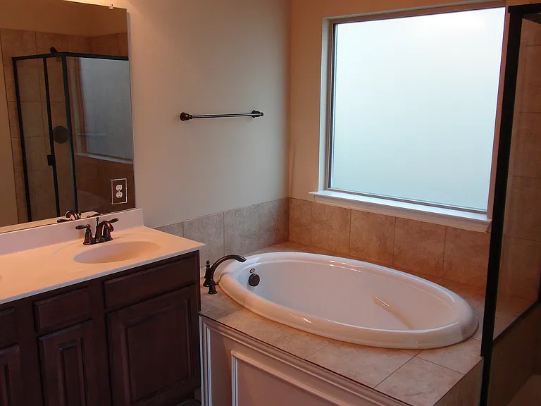 2701 Westpoint Dr — Photo 14