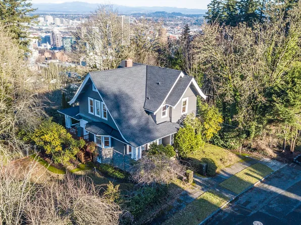1507 SW Spring St, Portland, OR 97201
