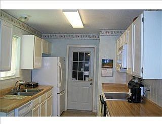 4th image of 318 Westminster Dr