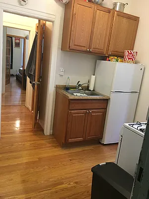 Rented by Warren T Real Estate Corp. | media 36