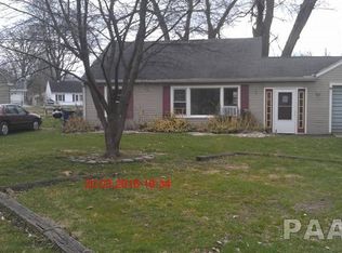 2 Oak Ln, North Pekin, IL 61554