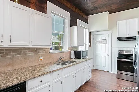 509 E Drexel Ave — Photo 6