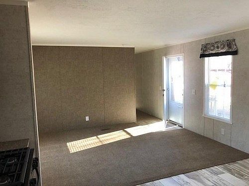 1st image of 4406 Knollwood Dr