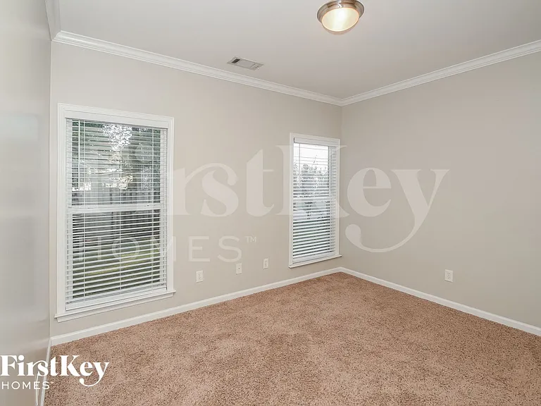 8034 Mary Alice Way — Photo 10