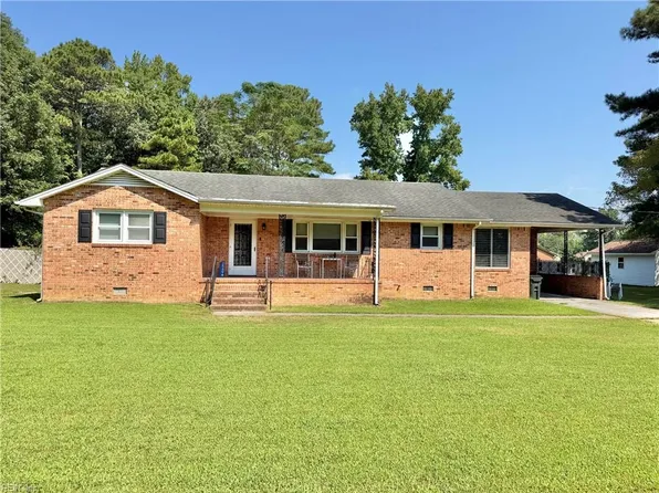 2549 Skeetertown Rd, Suffolk, VA 23434