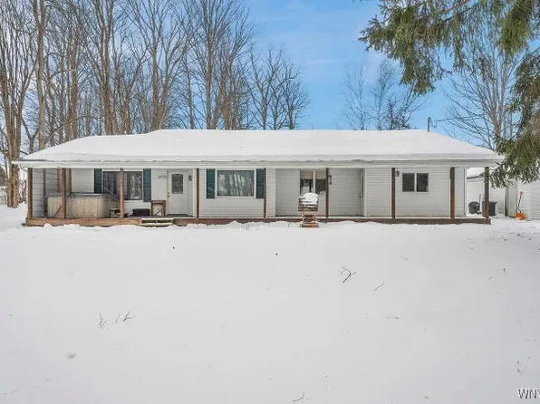 9248 North St, Springville, NY 14141
