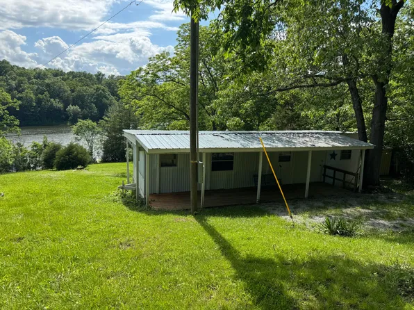 625 Corinth Shore Dr, Corinth, KY 41010
