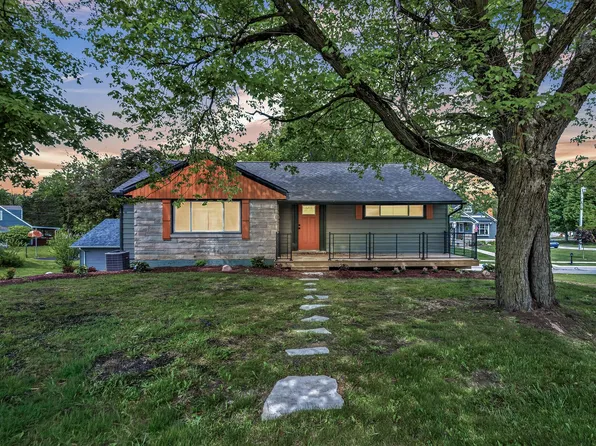 1404 Forest Park Ave, Valparaiso, IN 46385