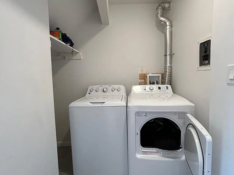 3 Dartmouth Ave #3A — Photo 9
