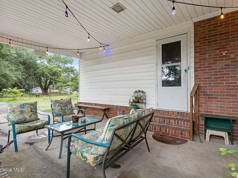5405 Autumn Dr — Photo 22