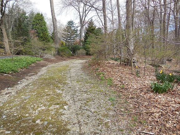 4th image of 0 Knollwood Drive East #15-16