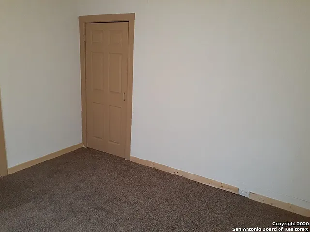 1114 S Loop 1604 E — Photo 18