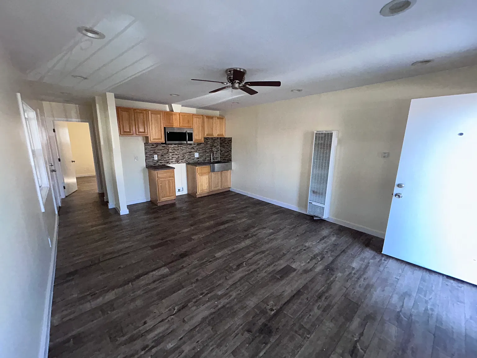 1 bed, $2,000 — Photo 2