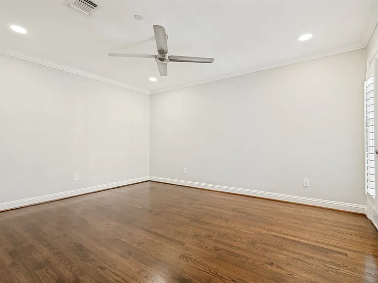 3967 Travis St — Photo 22