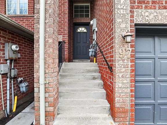 4th image of 97 Spadina Rd #97