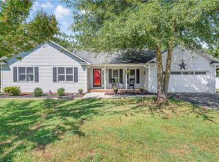 120 Carrie Cir, Mocksville, NC 27028
