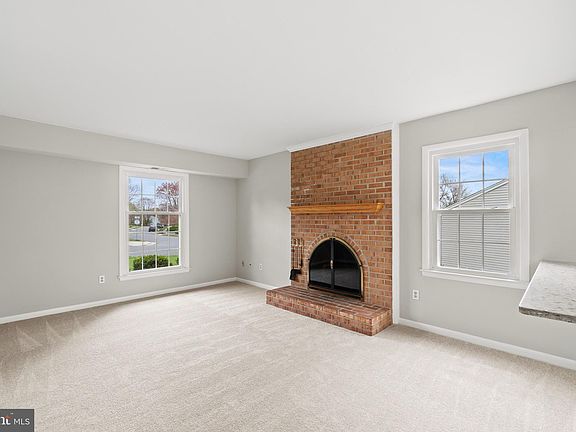 5th image of 1622 Sadlers Wells Dr