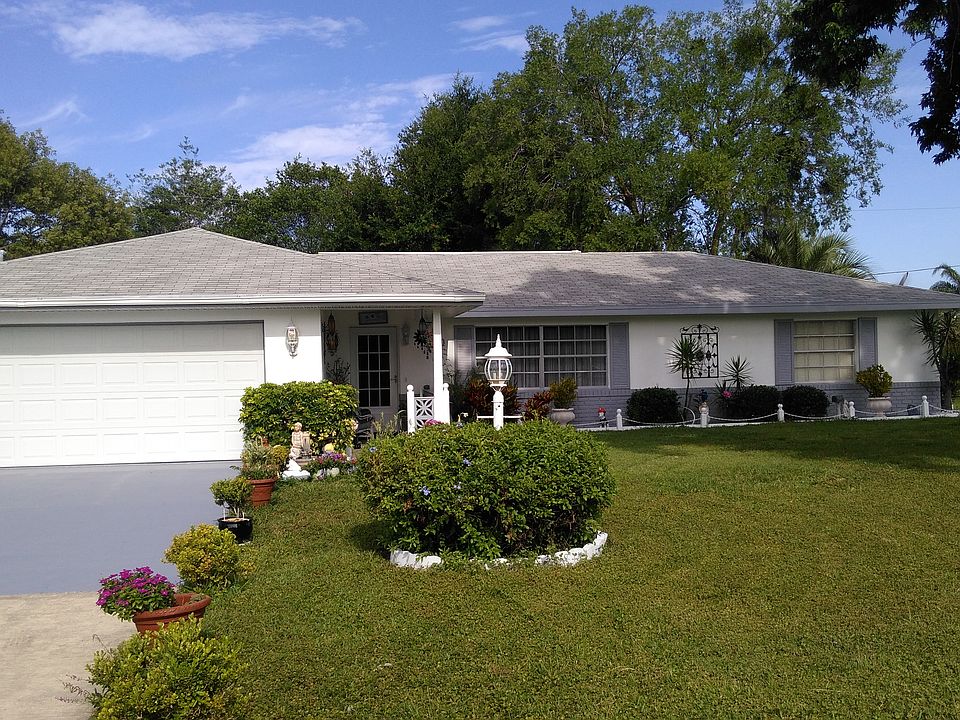 1832 square feet