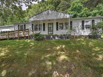 1100 Outer Dr, Greeneville, TN, 37743