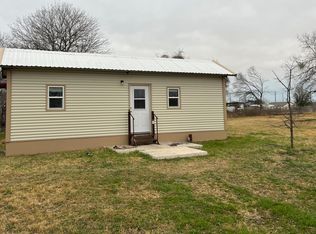 7592 Us Highway 87 E, San Antonio, TX 78263