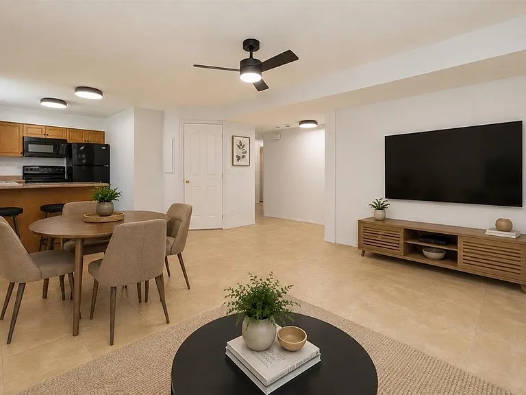 1378 Kenney St — Photo 35