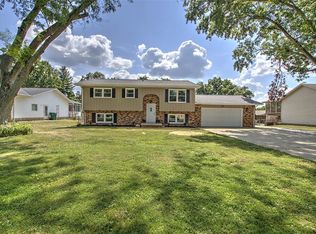 6525 Majors Ln, Decatur, IL 62521