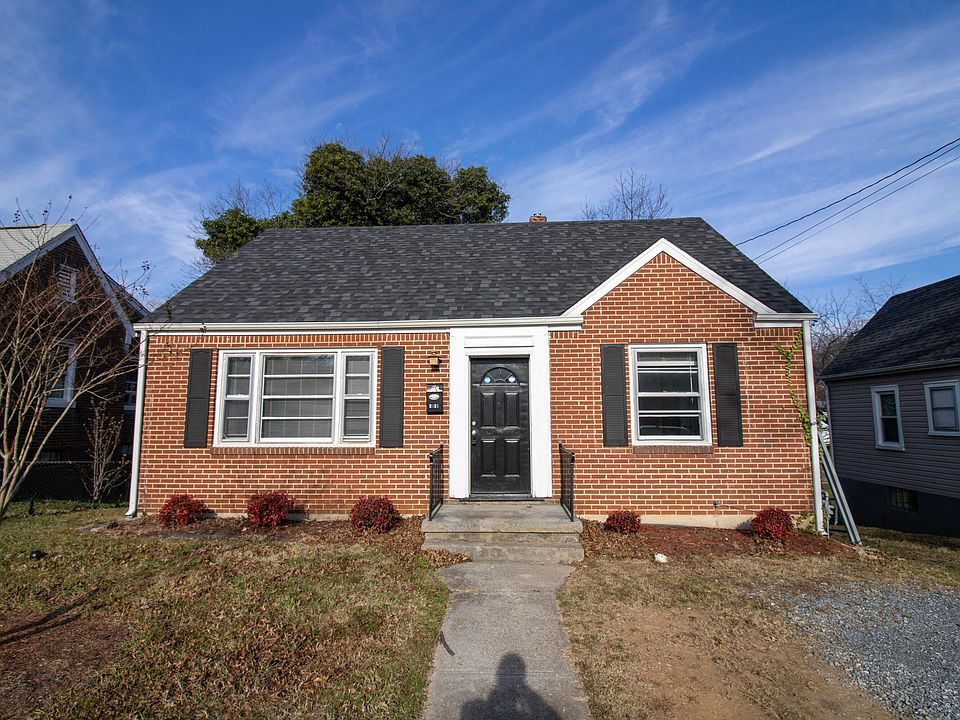 1st image of 2927 Fleetwood Ave SW