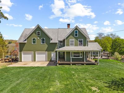 135 Maple Avenue, Uncasville, CT, 06382