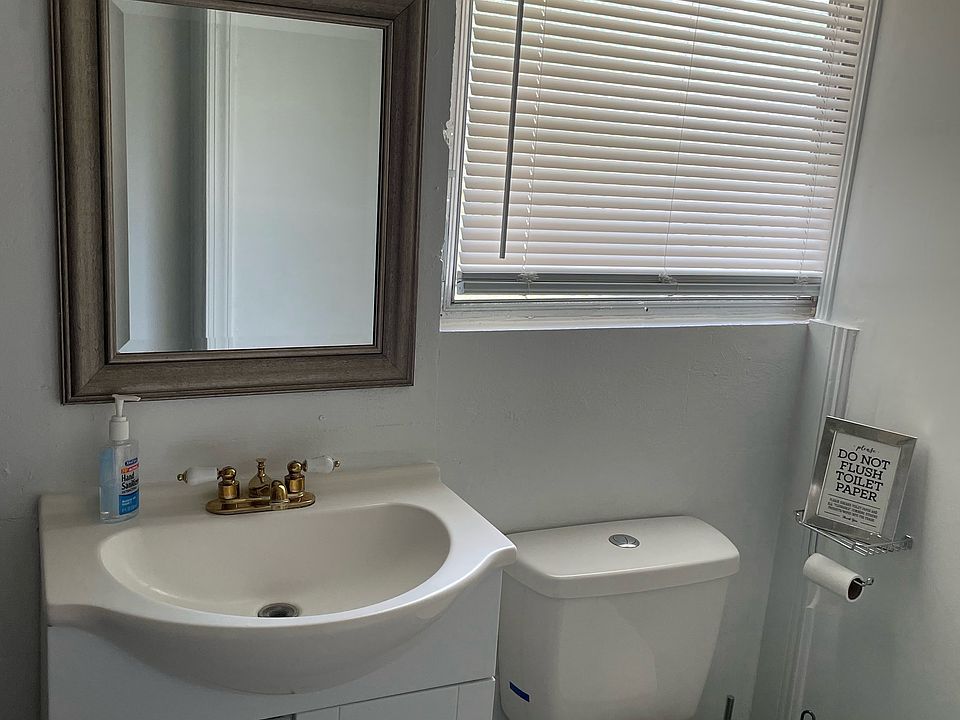 1st image of 12931 N Oregon Ave #1
