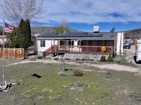 737 Hayland Dr, Spring Creek, NV 89815