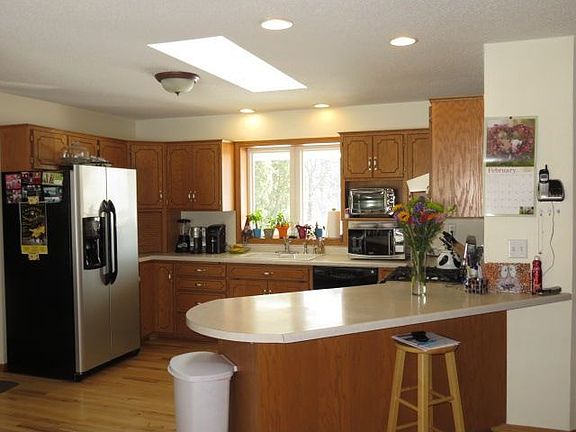 4th image of 8964 27th St SE