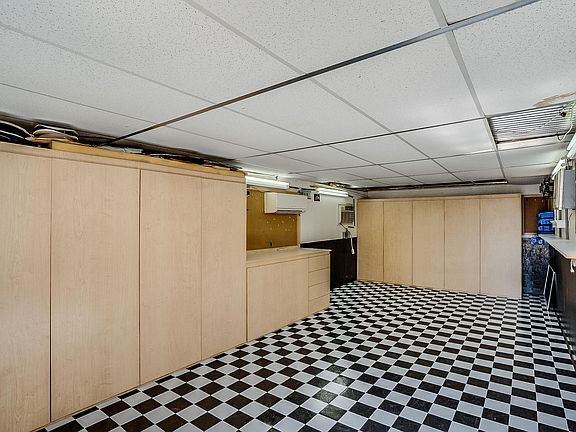 4th image of 6632 W Cortez St
