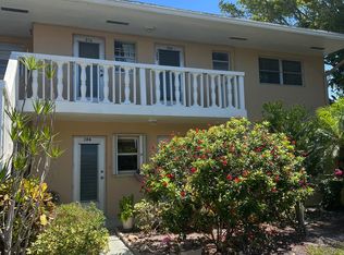 2112 NE 1st Way #206, Boynton Beach, FL 33435