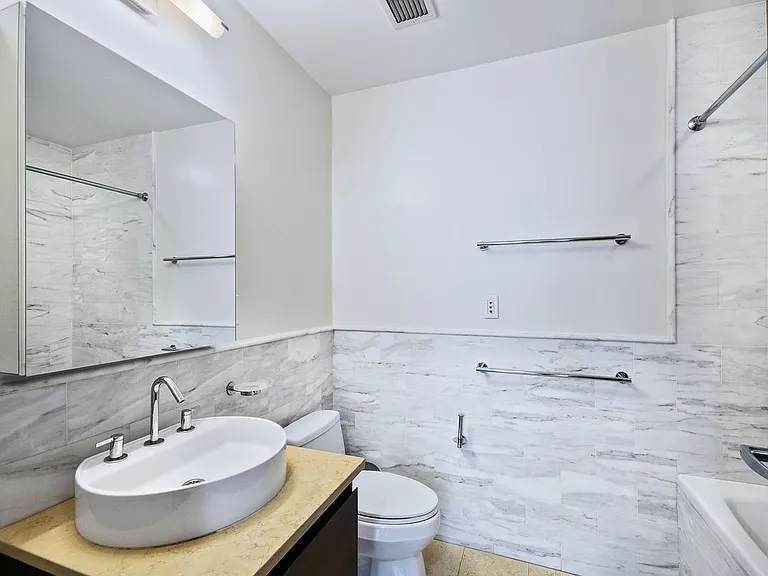 50 W 15th St #4A — Photo 6