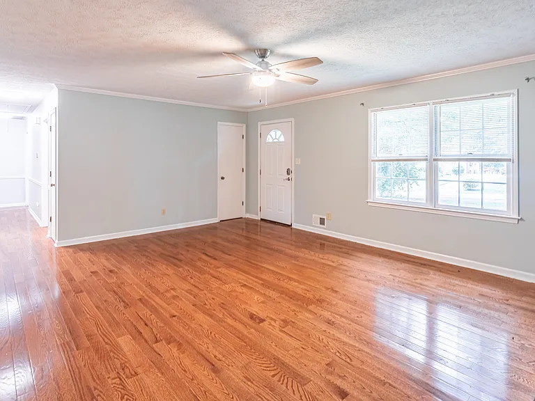 1708 Norton Estates Cir — Photo 11