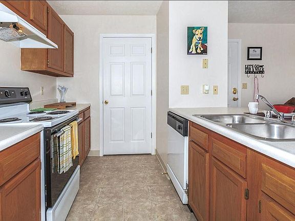 4th image of 2200 W Sudbury Dr APT G14