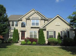 8239 Bibury Ln, Dublin, OH