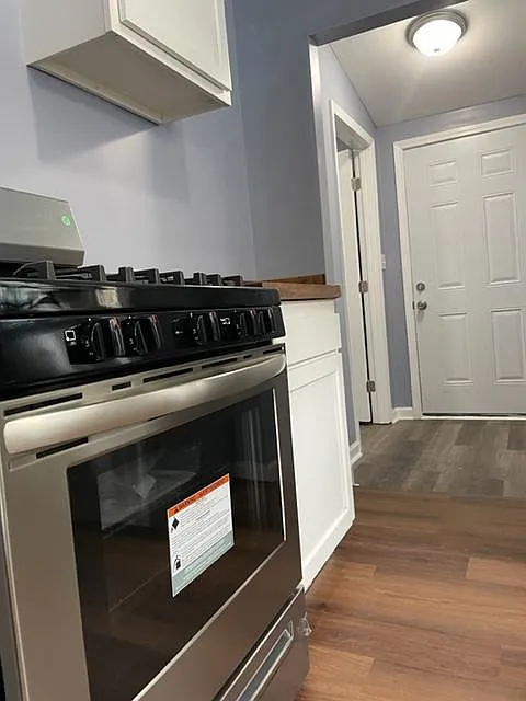 2 bed, 808 sqft, $1,200 — Photo 4