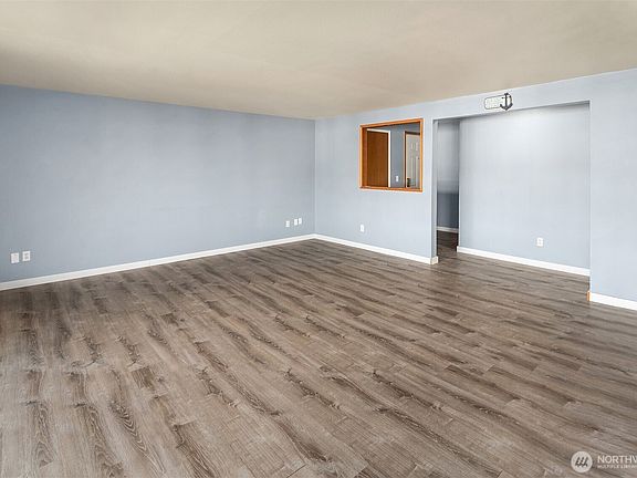 4th image of 23003 Marine View Drive S #B301