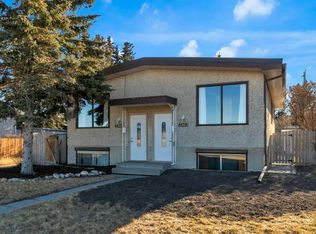 7301/7303 N 37th Ave NW, Calgary, AB T3B 1W7