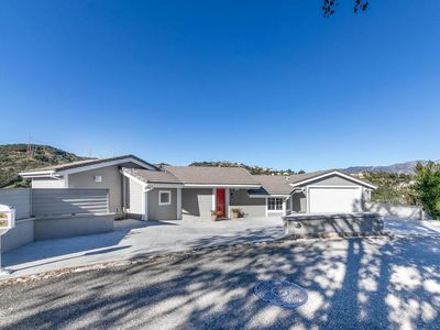 363 Patrician Way, Pasadena, CA, 91105